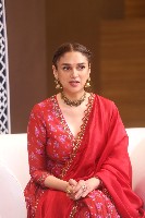 Aditi Rao Hydari Interview Photos